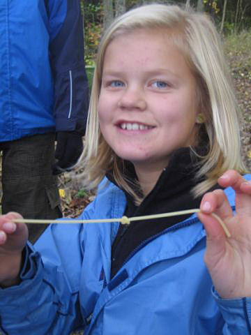 knyta knut på en spagetti
