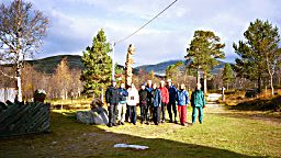 Gruppfoto utanfr Ryvang grd, Sylen, Norge.